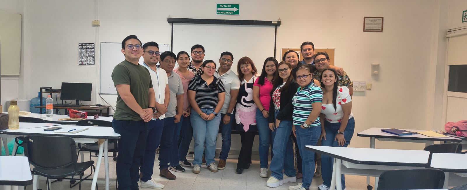 Triángulo de las Heridas en el Curso Pos-Técnico en Cuidados Intensivos del IMSS